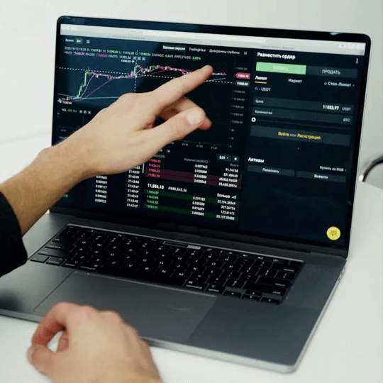 Magyar BitFlow teljesítmény analitika illusztráció